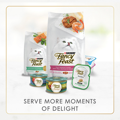 Fancy Feast Savory Salmon Canned Cat Food