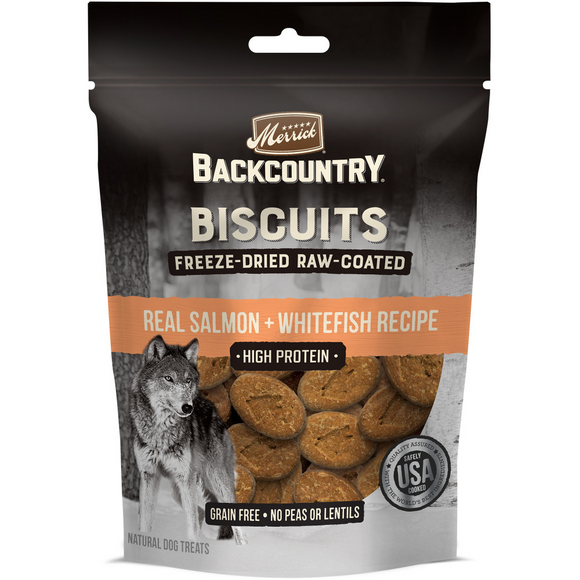 Merrick Backcountry Grain Free Salmon & Whitefish Recipe Freeze Dried Raw Coated Biscuit Dog Treats